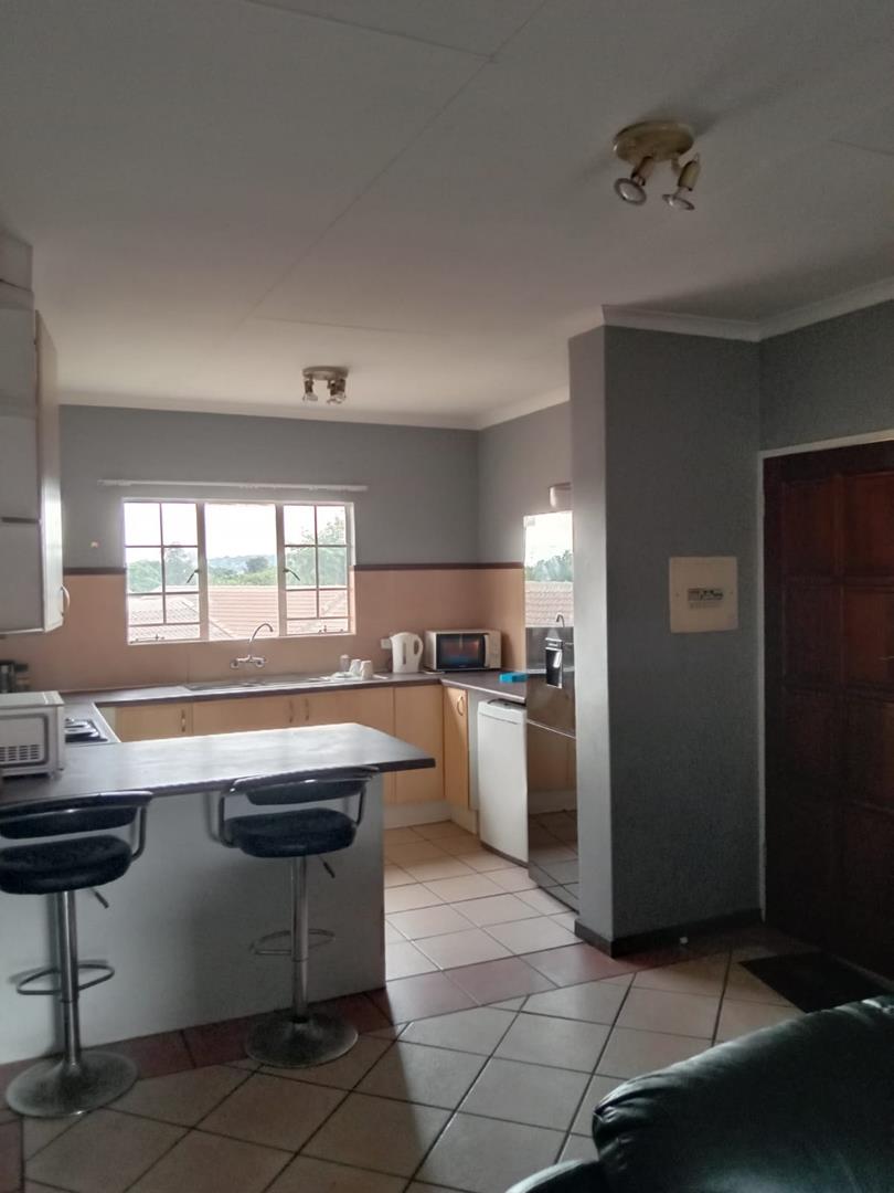 3 Bedroom Property for Sale in Die Hoewes Gauteng