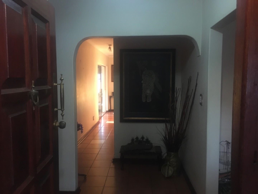 4 Bedroom Property for Sale in Rooihuiskraal Gauteng