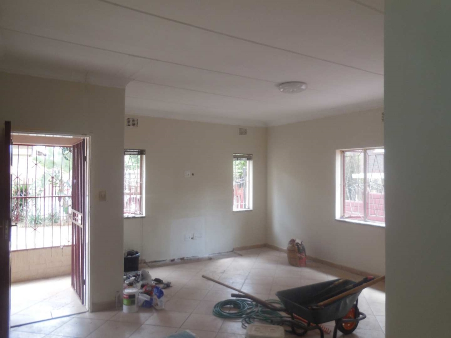 To Let 4 Bedroom Property for Rent in Silverton Gauteng