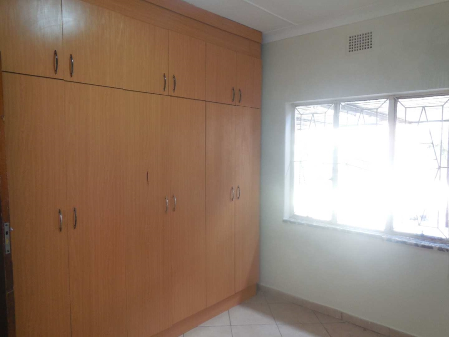 To Let 4 Bedroom Property for Rent in Silverton Gauteng