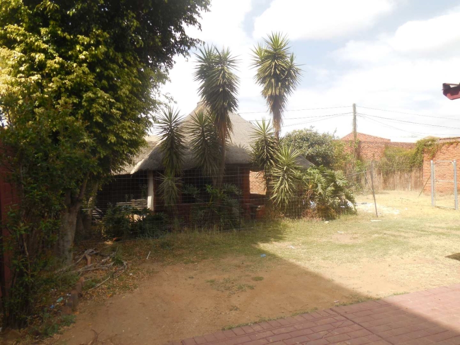 To Let 4 Bedroom Property for Rent in Silverton Gauteng