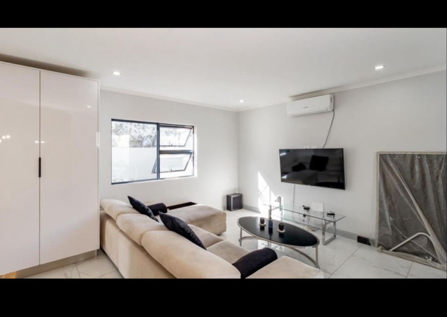 3 Bedroom Property for Sale in Fourways Gauteng