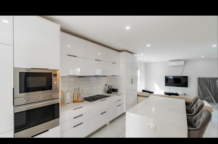 3 Bedroom Property for Sale in Fourways Gauteng