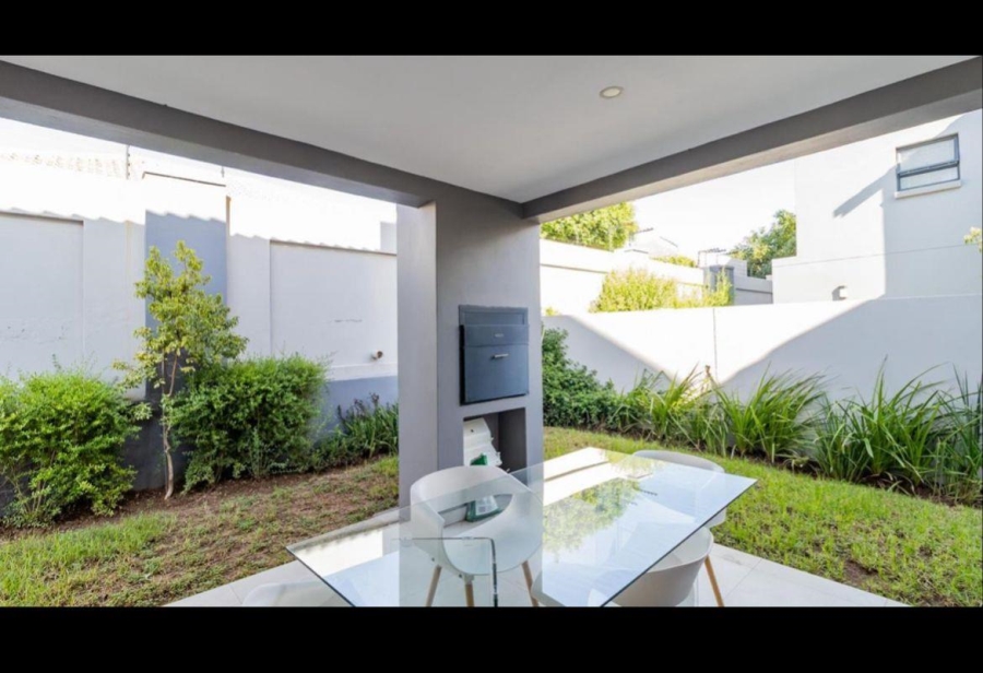 3 Bedroom Property for Sale in Fourways Gauteng