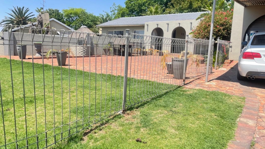 4 Bedroom Property for Sale in Birch Acres Ext 1 Gauteng