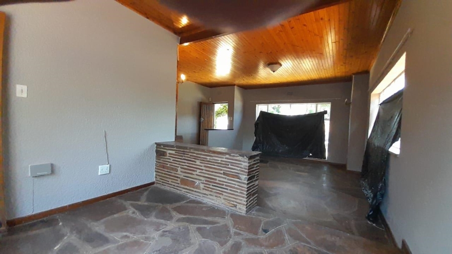 5 Bedroom Property for Sale in Birchleigh Gauteng