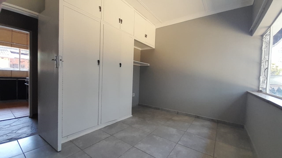 5 Bedroom Property for Sale in Birchleigh Gauteng