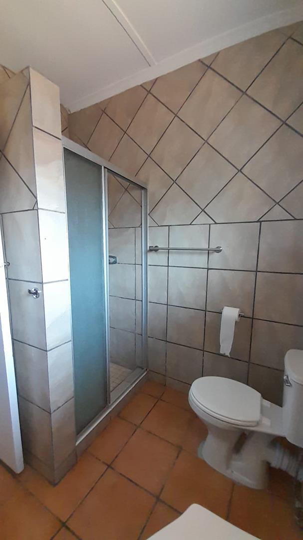 5 Bedroom Property for Sale in Birchleigh Gauteng