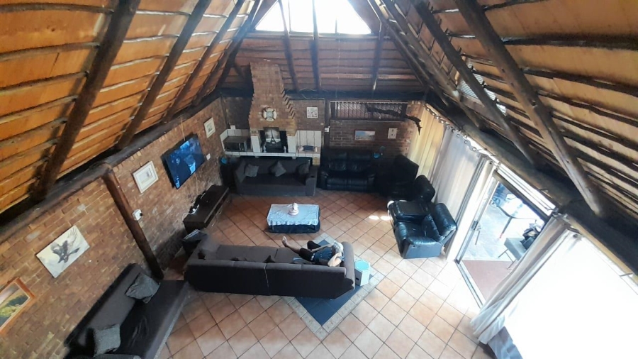 5 Bedroom Property for Sale in Birchleigh Gauteng