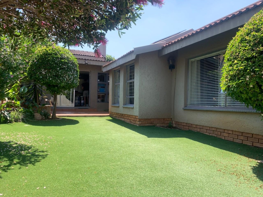 3 Bedroom Property for Sale in Van Riebeeck Park Gauteng