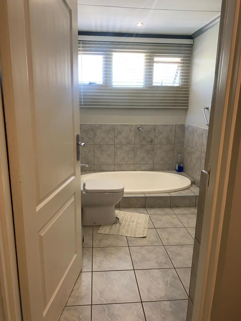 3 Bedroom Property for Sale in Van Riebeeck Park Gauteng