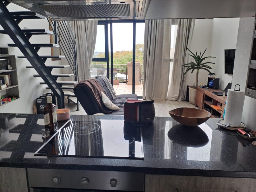 1 Bedroom Property for Sale in Rooihuiskraal North Gauteng