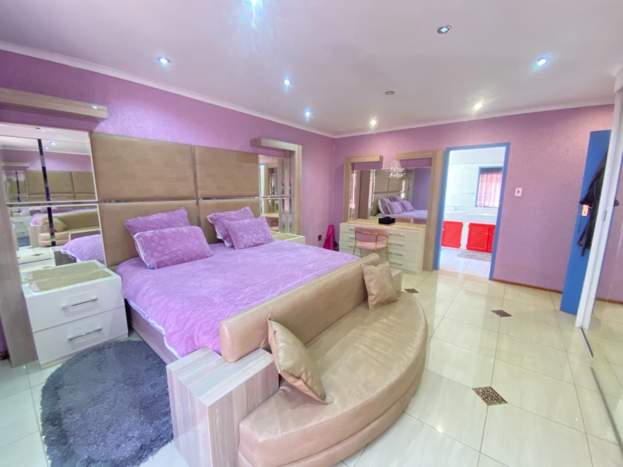 3 Bedroom Property for Sale in Mondeor Gauteng