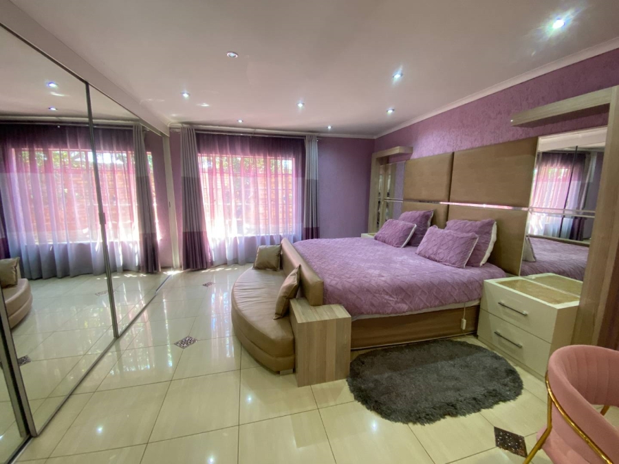 3 Bedroom Property for Sale in Mondeor Gauteng