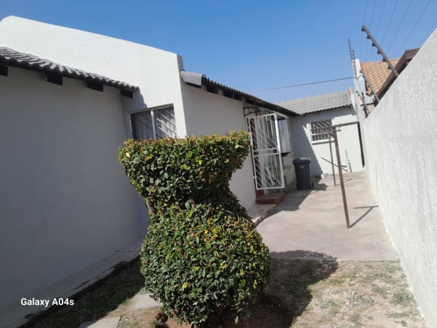 3 Bedroom Property for Sale in Alveda Park Gauteng