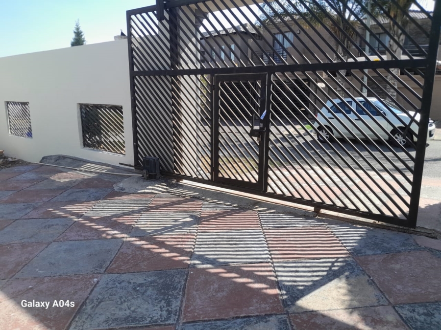 3 Bedroom Property for Sale in Alveda Park Gauteng