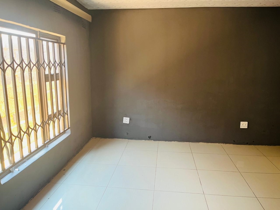 3 Bedroom Property for Sale in Orange Farm Gauteng