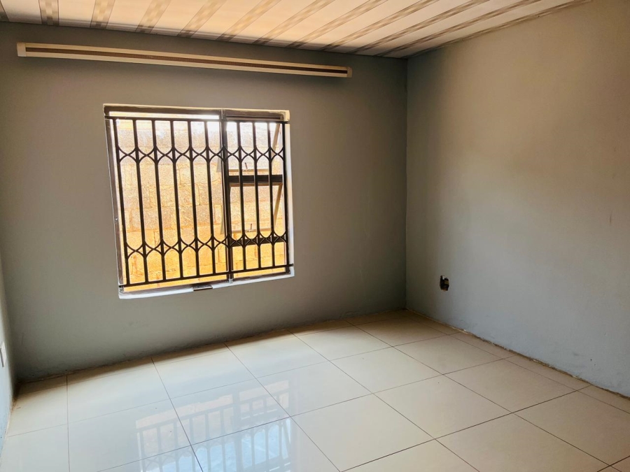 3 Bedroom Property for Sale in Orange Farm Gauteng
