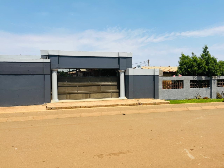 3 Bedroom Property for Sale in Orange Farm Gauteng
