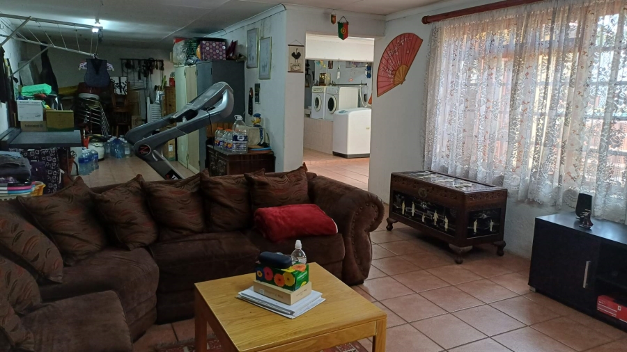 0 Bedroom Property for Sale in Linmeyer Gauteng