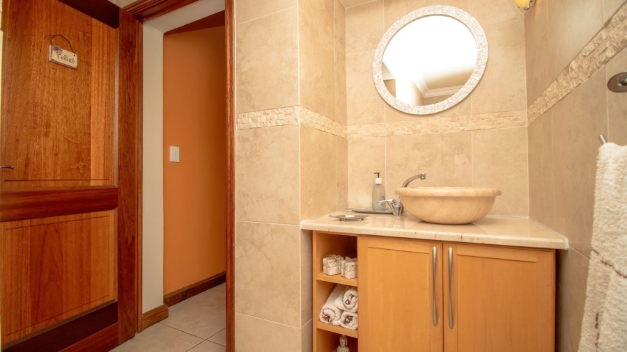 4 Bedroom Property for Sale in Lakefield Gauteng