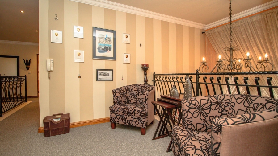 4 Bedroom Property for Sale in Lakefield Gauteng