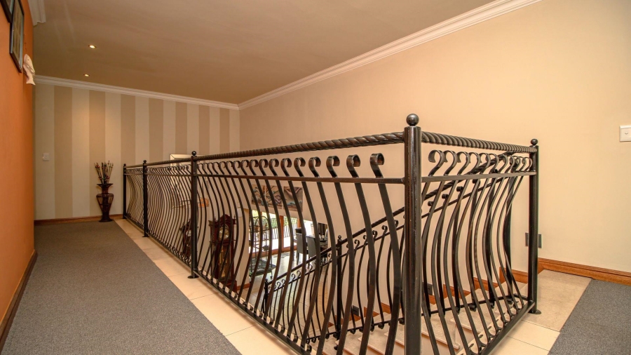 4 Bedroom Property for Sale in Lakefield Gauteng