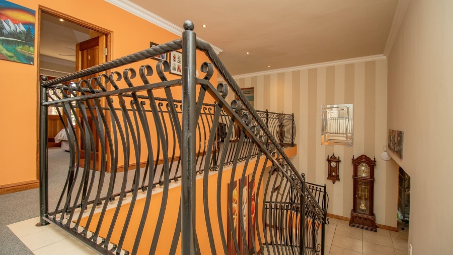 4 Bedroom Property for Sale in Lakefield Gauteng