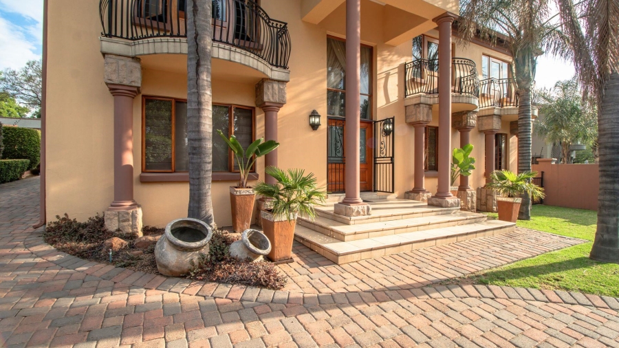 4 Bedroom Property for Sale in Lakefield Gauteng