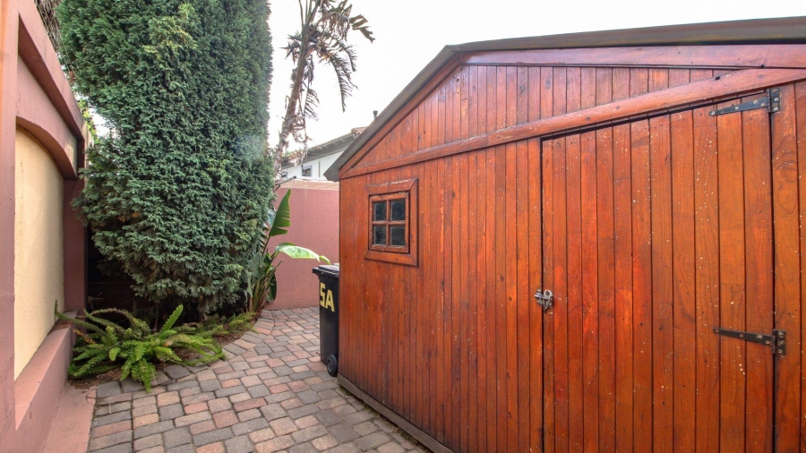 4 Bedroom Property for Sale in Lakefield Gauteng