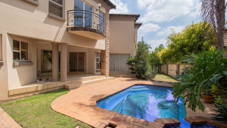 3 Bedroom Property for Sale in Lakefield Gauteng