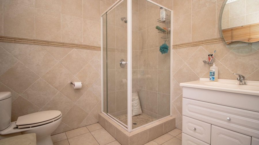 3 Bedroom Property for Sale in Lakefield Gauteng