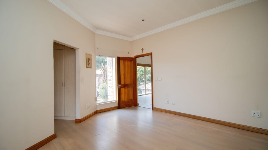 3 Bedroom Property for Sale in Lakefield Gauteng
