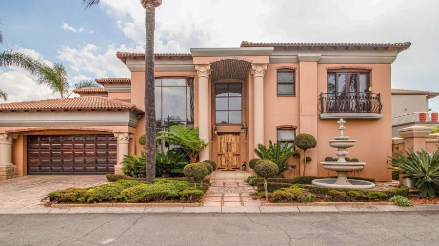 5 Bedroom Property for Sale in Beyerspark Gauteng