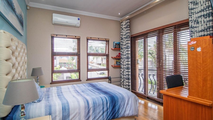 5 Bedroom Property for Sale in Beyerspark Gauteng