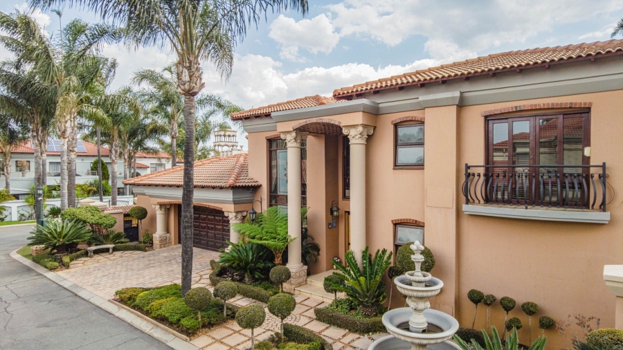 5 Bedroom Property for Sale in Beyerspark Gauteng