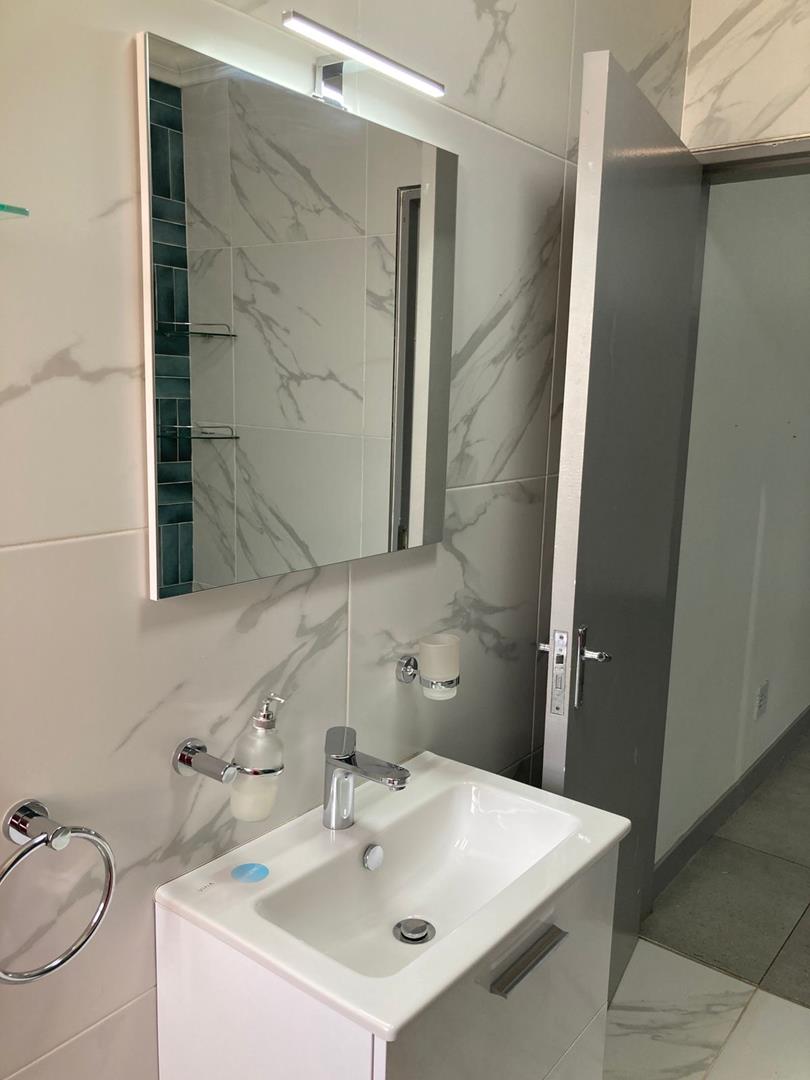 3 Bedroom Property for Sale in Lakefield Gauteng