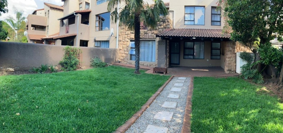3 Bedroom Property for Sale in Lakefield Gauteng