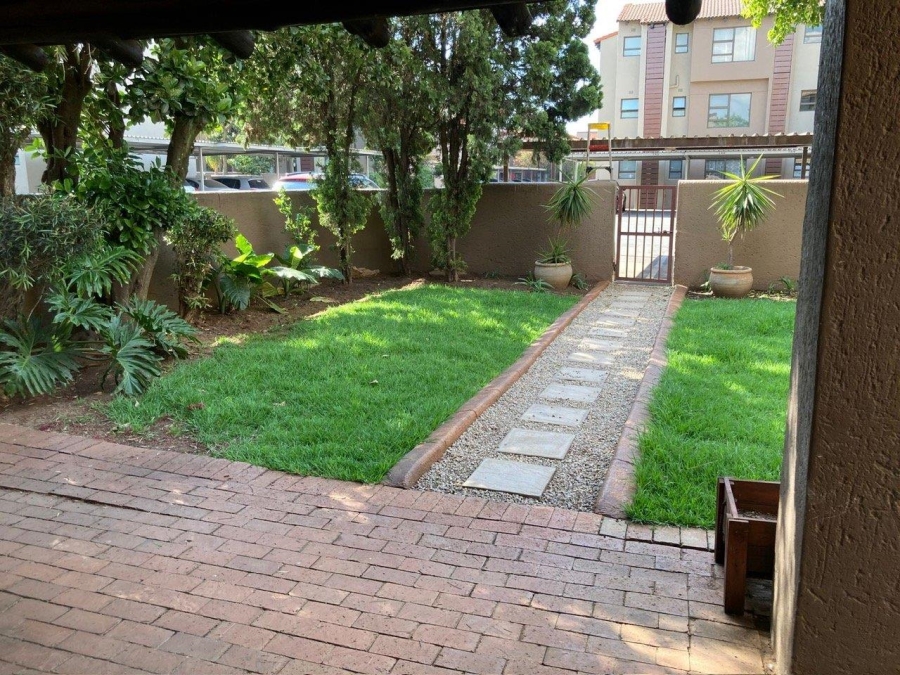 3 Bedroom Property for Sale in Lakefield Gauteng