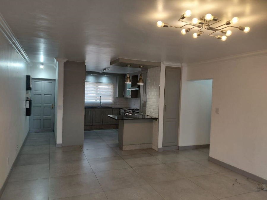 3 Bedroom Property for Sale in Lakefield Gauteng