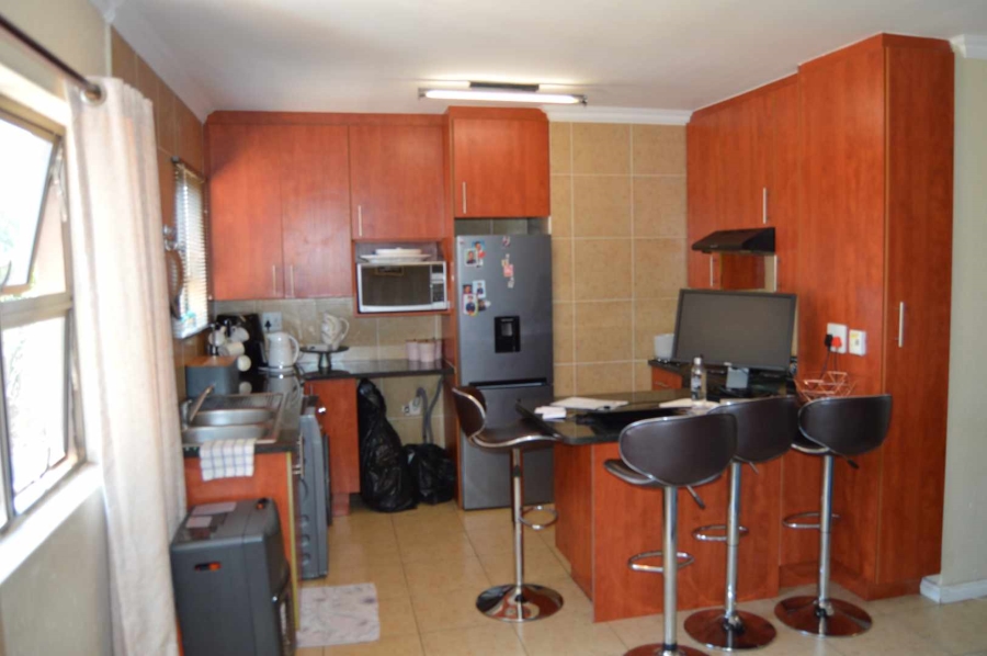 2 Bedroom Property for Sale in New Redruth Gauteng