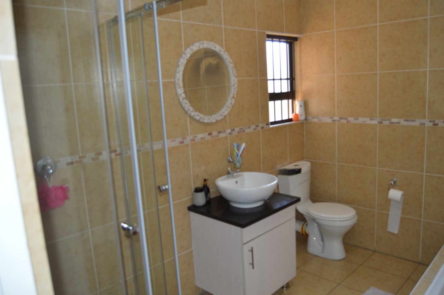 2 Bedroom Property for Sale in New Redruth Gauteng
