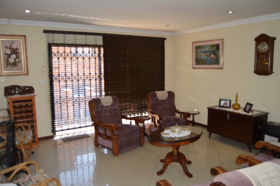 3 Bedroom Property for Sale in New Redruth Gauteng