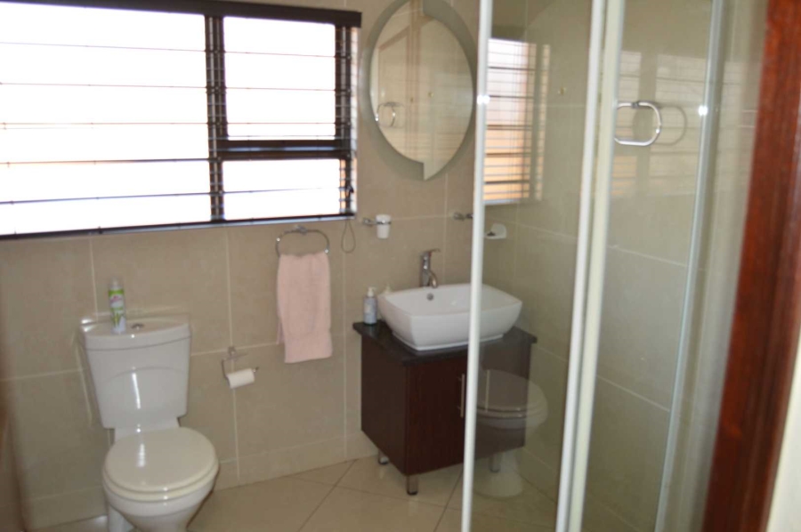 3 Bedroom Property for Sale in New Redruth Gauteng