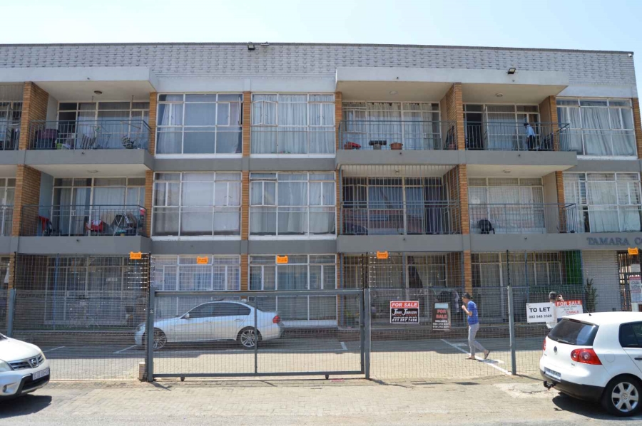 1 Bedroom Property for Sale in New Redruth Gauteng