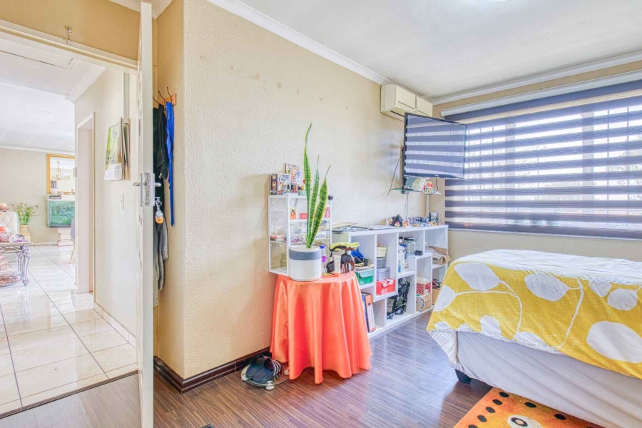 6 Bedroom Property for Sale in Elandspark Gauteng
