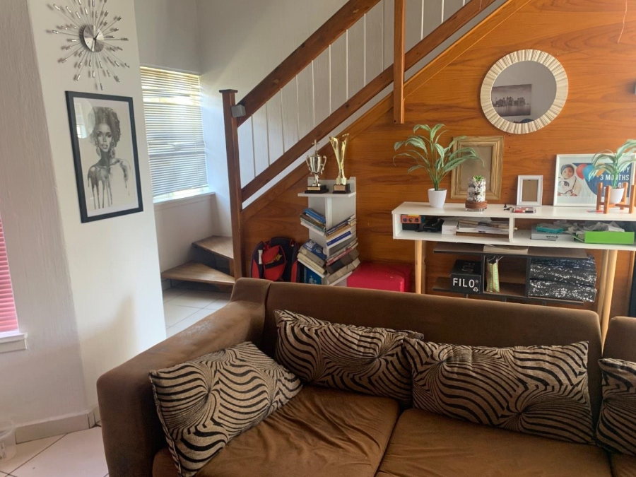 2 Bedroom Property for Sale in Ormonde Gauteng