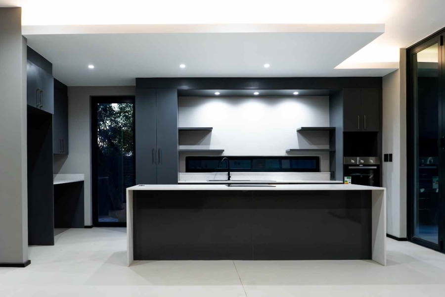 To Let 3 Bedroom Property for Rent in Morningside Manor Gauteng