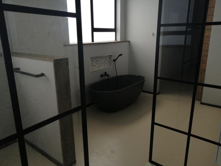 To Let 3 Bedroom Property for Rent in Morningside Manor Gauteng