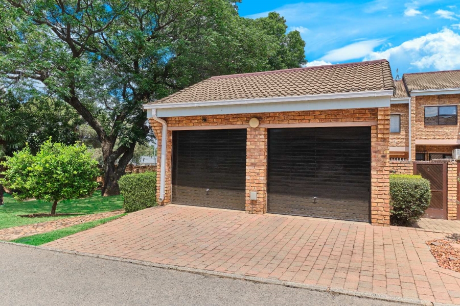 3 Bedroom Property for Sale in Boskruin Gauteng